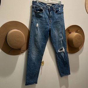 Levi wedgie straight leg